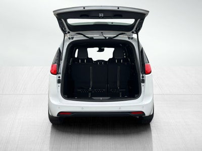 2026 Chrysler Voyager VOYAGER LX