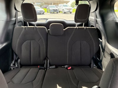 2024 Chrysler Pacifica Touring