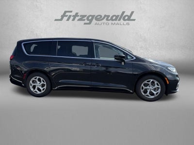 2024 Chrysler Pacifica Limited