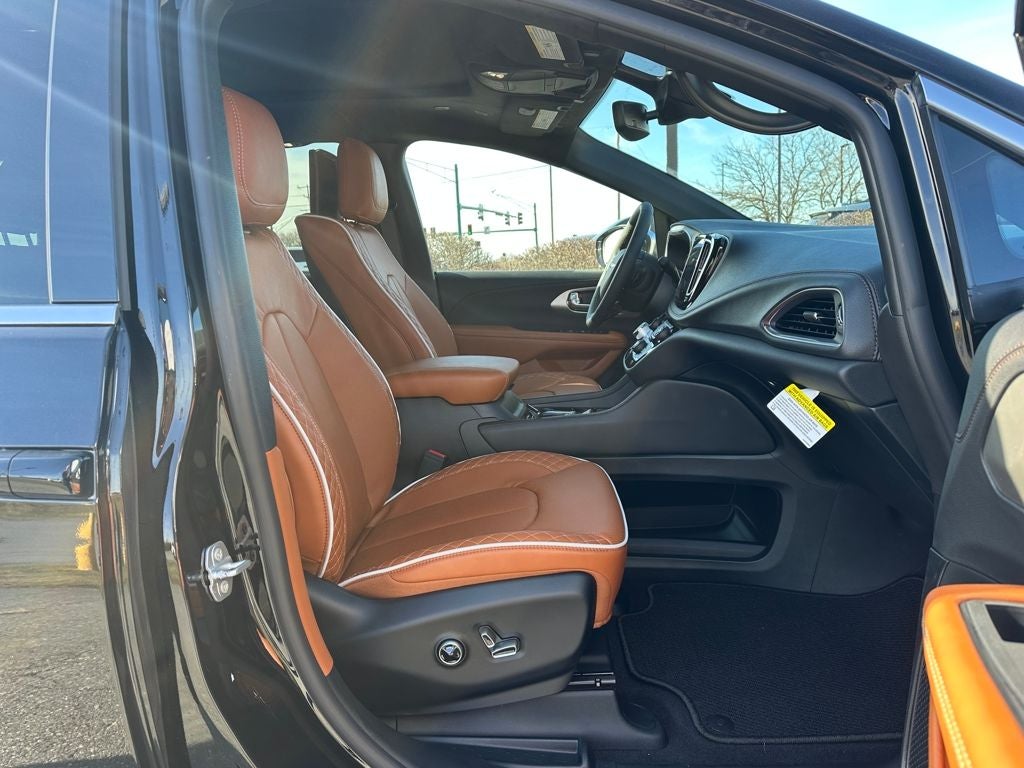 2026 Chrysler Pacifica PACIFICA PINNACLE