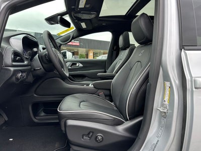 2026 Chrysler Pacifica PACIFICA LIMITED AWD