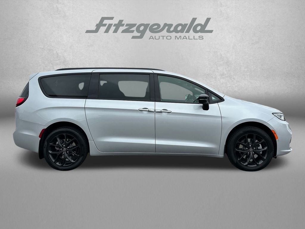 2026 Chrysler Pacifica PACIFICA LIMITED AWD