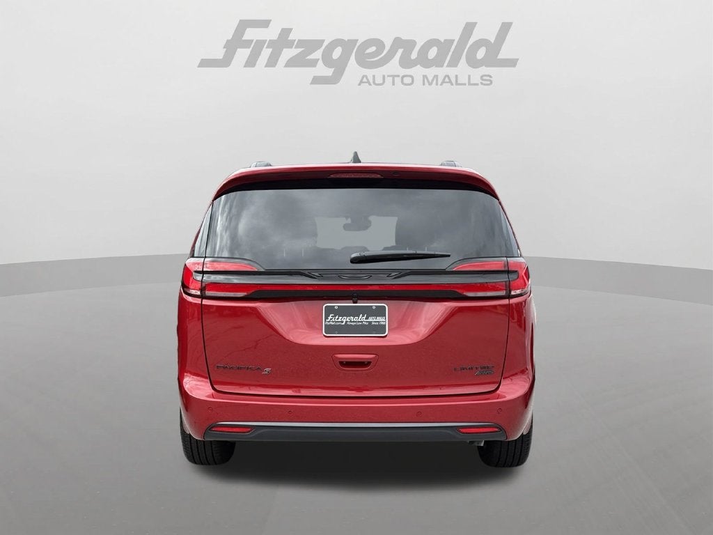 2027 Chrysler Pacifica PACIFICA LIMITED AWD