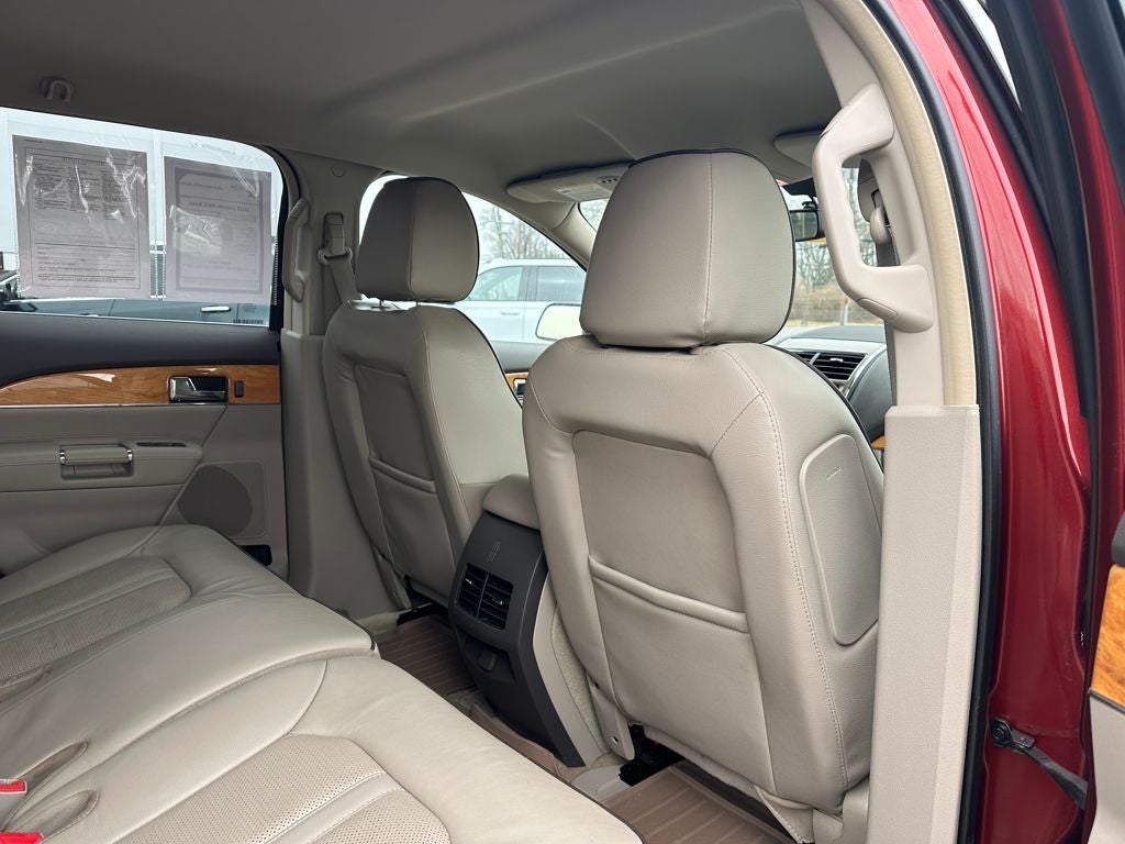 2015 Lincoln MKX Base