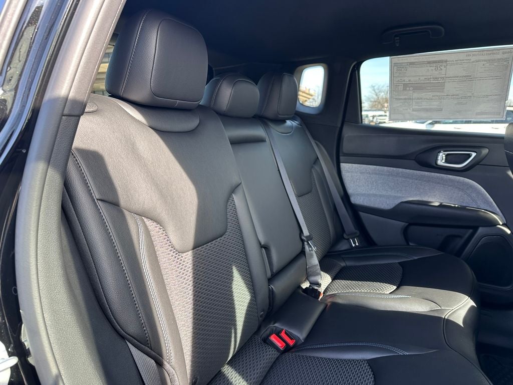 2026 Jeep Compass COMPASS LATITUDE 4X4