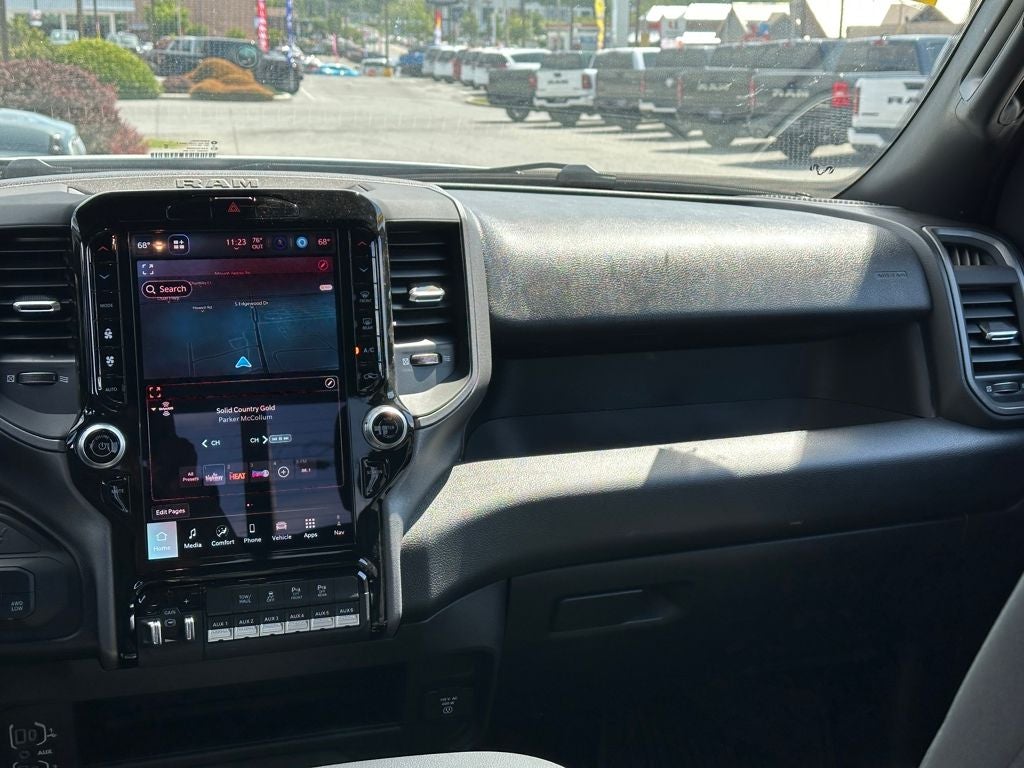 2026 RAM Ram 3500 RAM 3500 TRADESMAN CREW CAB 4X4 6'4' BOX