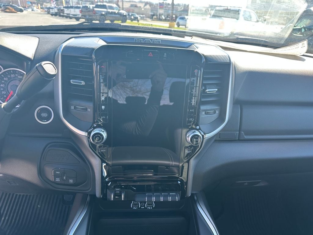 2026 RAM Ram 3500 RAM 3500 BIG HORN CREW CAB 4X4 8' BOX