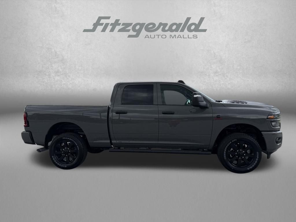 2026 RAM Ram 2500 RAM 2500 BLACK EXPRESS CREW CAB 4X4 6'4' BOX