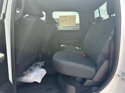 2026 RAM Ram 2500 RAM 2500 BLACK EXPRESS CREW CAB 4X4 6'4' BOX