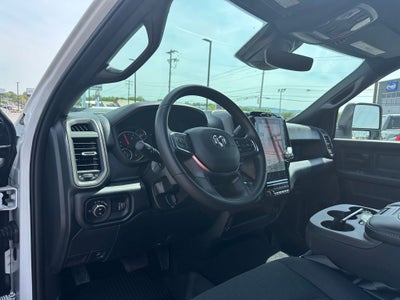 2026 RAM Ram 2500 RAM 2500 BLACK EXPRESS CREW CAB 4X4 6'4' BOX