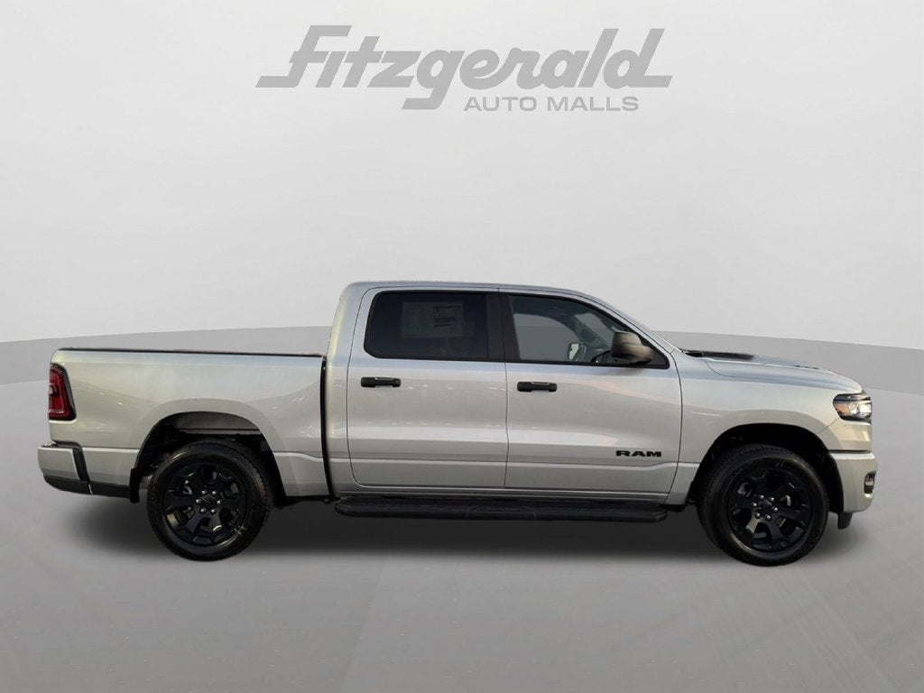 2027 RAM Ram 1500 RAM 1500 EXPRESS CREW CAB 4X4 5'7' BOX