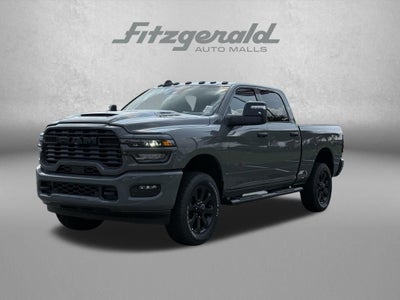 2026 RAM Ram 2500 RAM 2500 BLACK EXPRESS CREW CAB 4X4 6'4' BOX