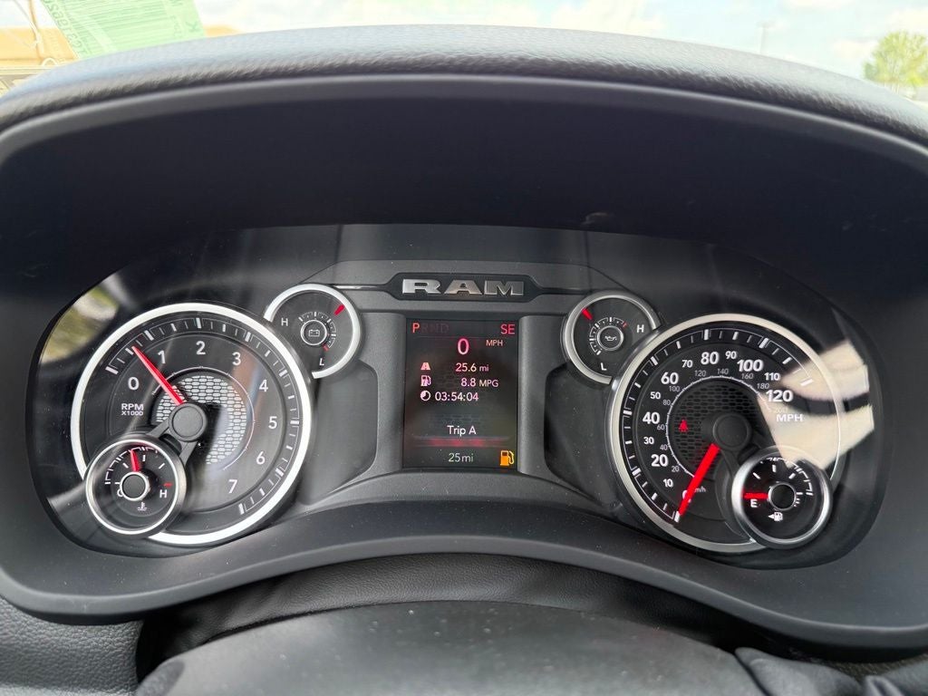 2026 RAM Ram 2500 RAM 2500 BLACK EXPRESS CREW CAB 4X4 6'4' BOX