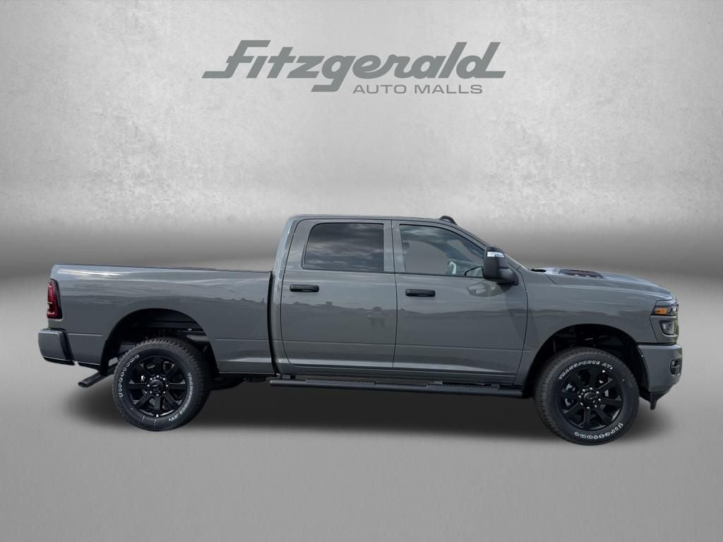 2026 RAM Ram 2500 RAM 2500 BLACK EXPRESS CREW CAB 4X4 6'4' BOX