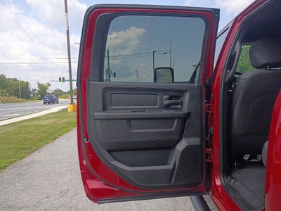 2026 RAM Ram 2500 RAM 2500 BLACK EXPRESS CREW CAB 4X4 6'4' BOX