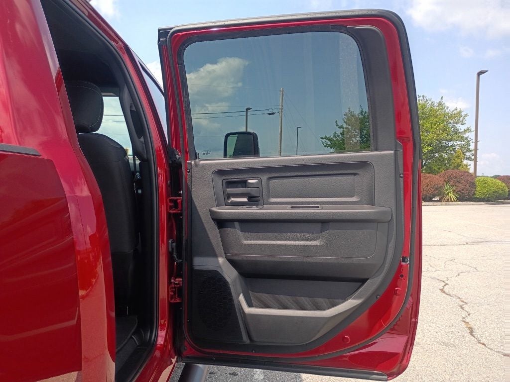 2026 RAM Ram 2500 RAM 2500 BLACK EXPRESS CREW CAB 4X4 6'4' BOX