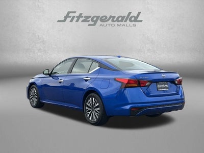 2023 Nissan Sentra SV Xtronic CVT