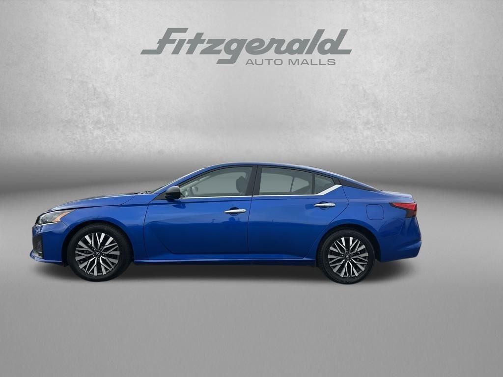 2023 Nissan Sentra SV Xtronic CVT