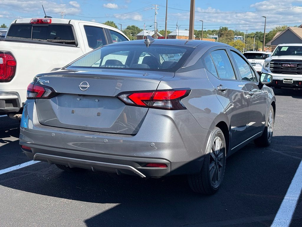 2025 Nissan Versa 1.6 SV