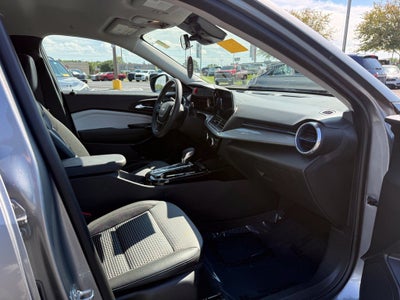 2025 Chevrolet Trax FWD LT