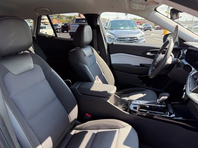 2025 Chevrolet Trax FWD LT