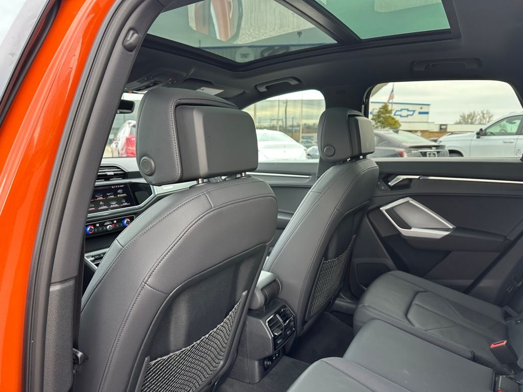 2025 Audi Q3 Premium 45 TFSI S line quattro Tiptronic