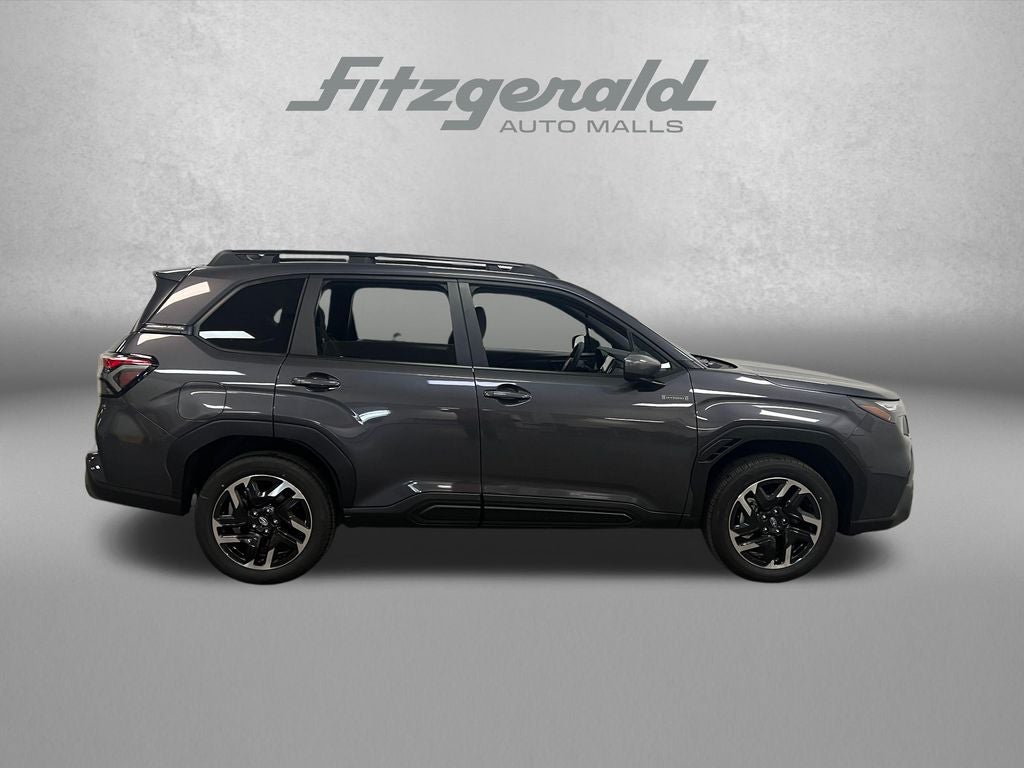 2026 Subaru FORESTER Premium Hybrid