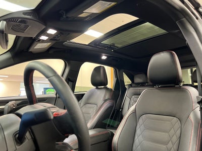 2024 Ford Escape ST-Line Elite