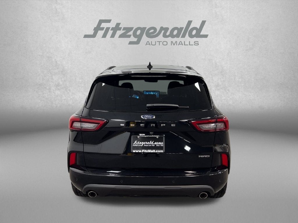 2024 Ford Escape ST-Line Elite