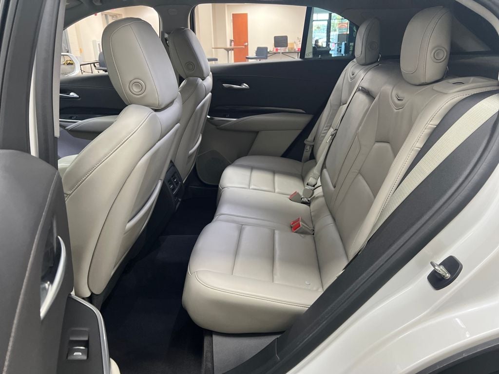 2020 Cadillac XT4 Premium Luxury