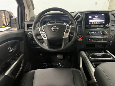 2023 Nissan Titan SV