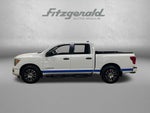 2023 Nissan Titan SV