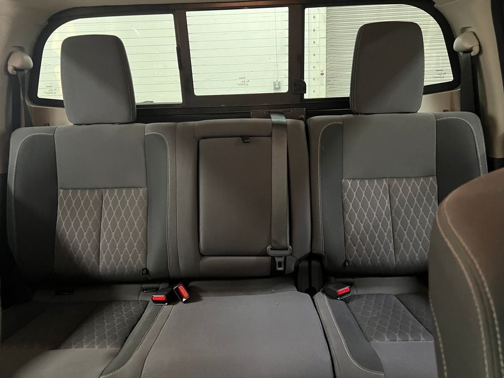 2023 Nissan Titan SV