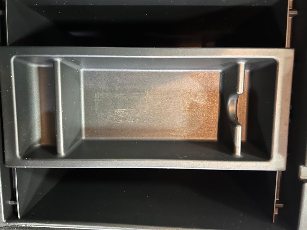 2023 Nissan Titan SV