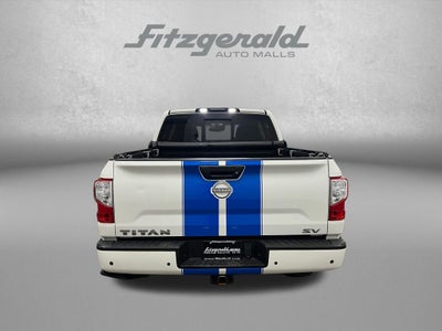 2023 Nissan Titan SV