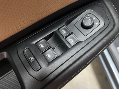 2024 Volkswagen Atlas Cross Sport 2.0T SEL