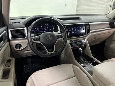 2022 Volkswagen Atlas 3.6L V6 SE w/Technology