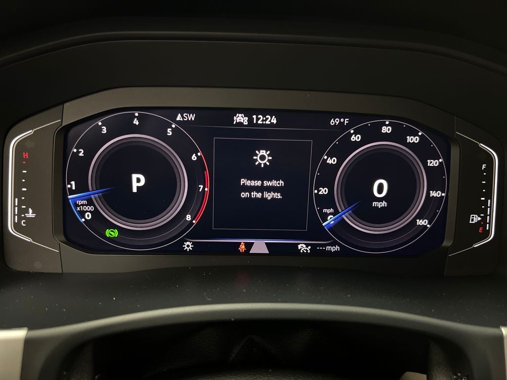2022 Volkswagen Atlas 3.6L V6 SE w/Technology
