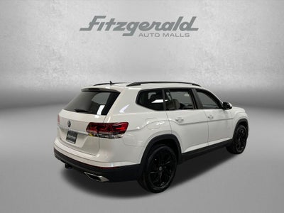 2022 Volkswagen Atlas 3.6L V6 SE w/Technology