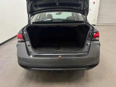 2024 Nissan Versa 1.6 SV