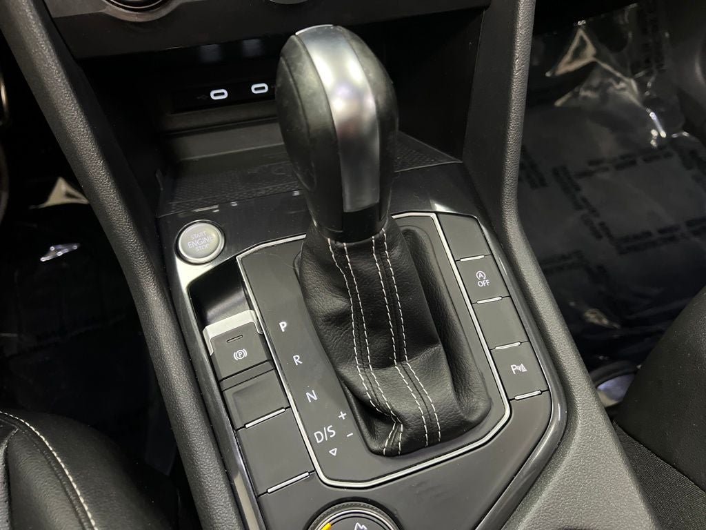 2021 Volkswagen Tiguan 2.0T SE R-Line Black