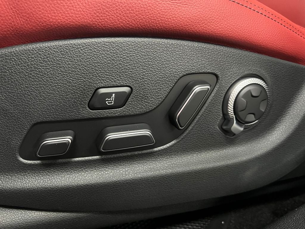 2026 Genesis GV70 3.5T Sport Advanced