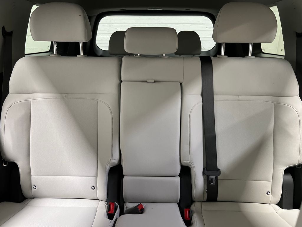 2027 Hyundai Santa Fe SE