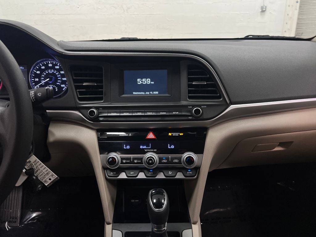 2020 Hyundai Elantra SE