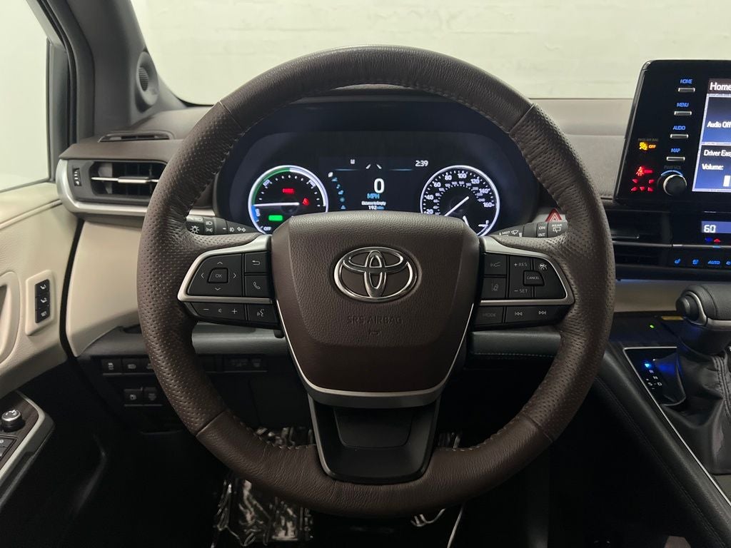 2022 Toyota Sienna Platinum 7 Passenger