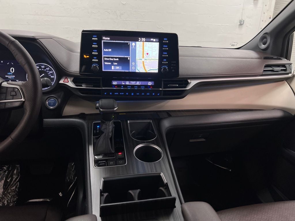 2022 Toyota Sienna Platinum 7 Passenger