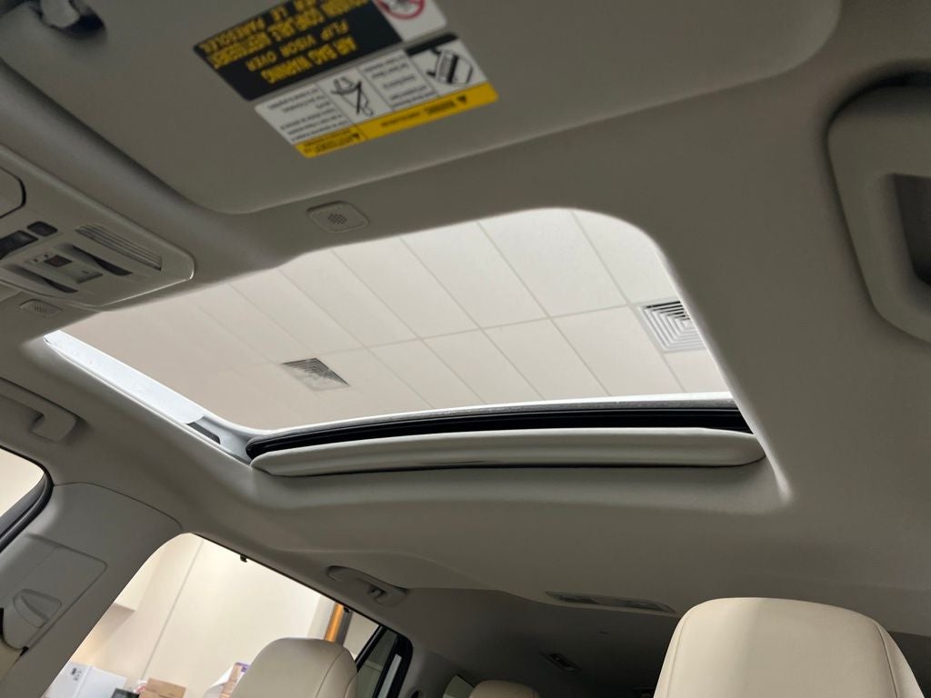 2025 Toyota Highlander Hybrid XLE