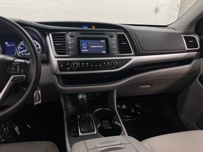 2018 Toyota Highlander LE