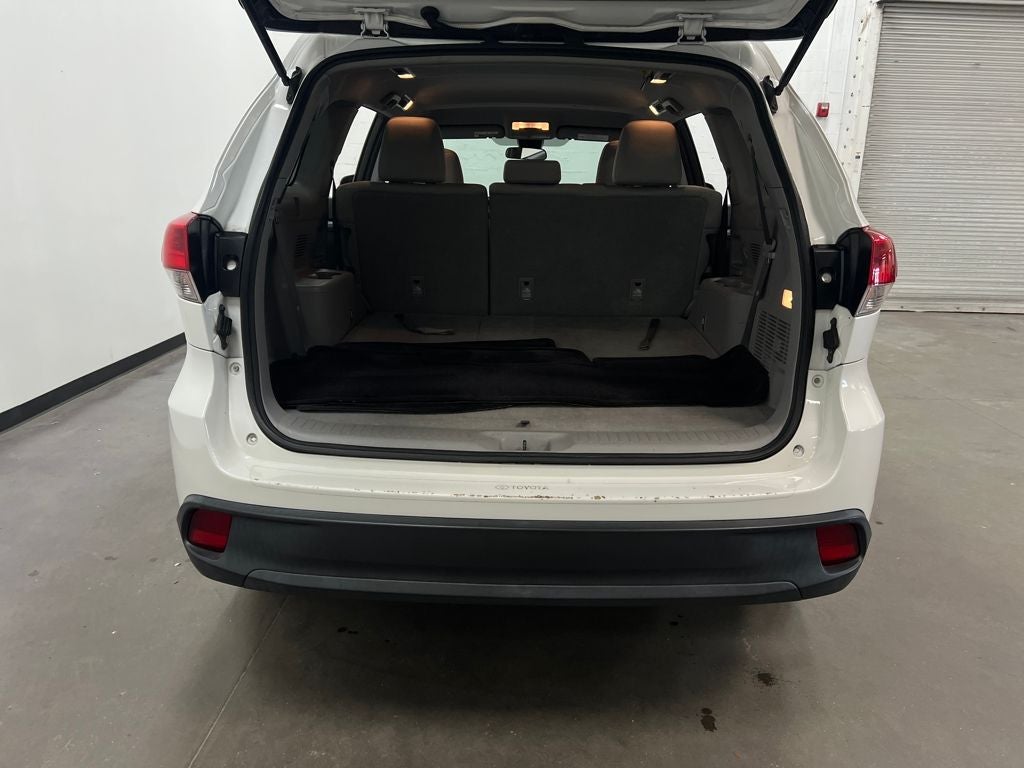2018 Toyota Highlander LE