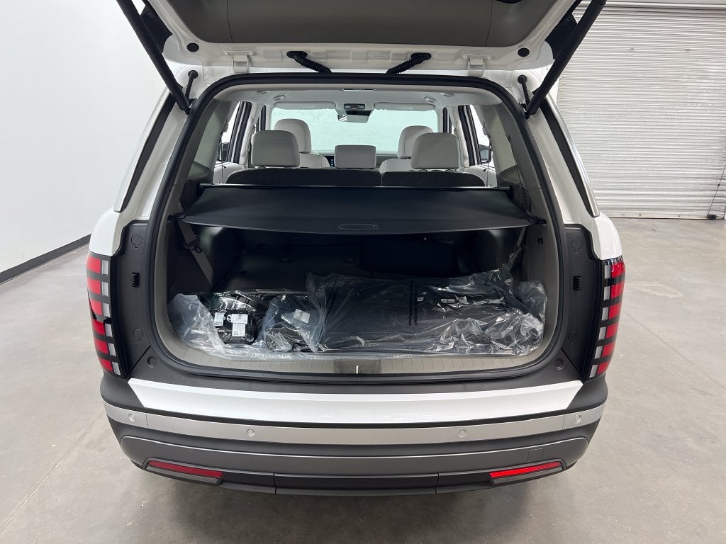 2026 Hyundai Palisade Hybrid Blue SEL 8 Passenger